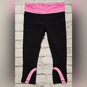 Lululemon Black Pink Crop Capri Leggings 22 Inch Yoga Activewear